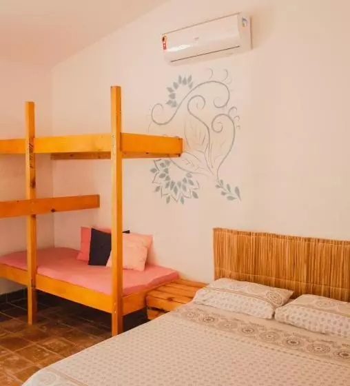 Tubiba Hostel