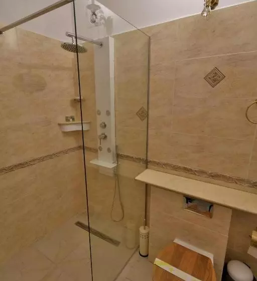 Casa Poveste Pensiunea Muzeu