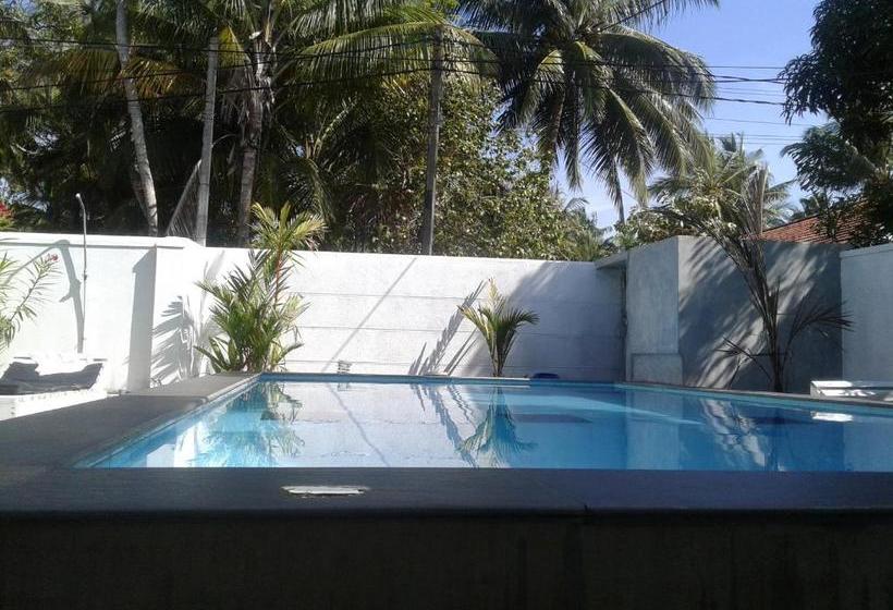 پانسیون Villa Comfort