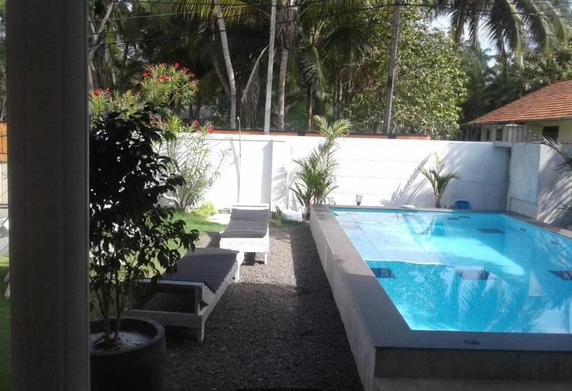 پانسیون Villa Comfort