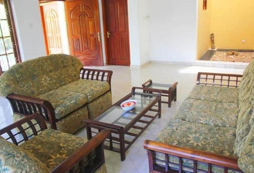 پانسیون Villa Comfort