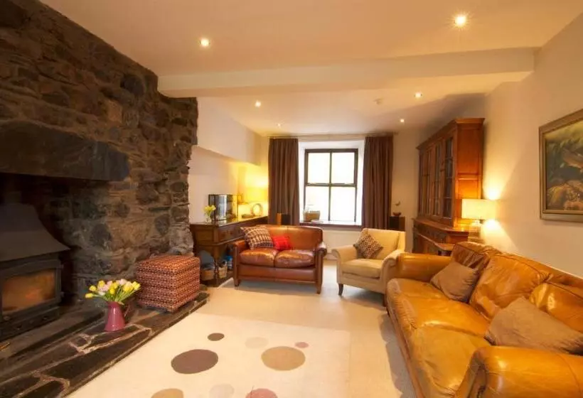 Majatalo Dolffanog Fawr