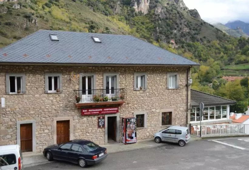 پانسیون Hostal Parador Peñavera