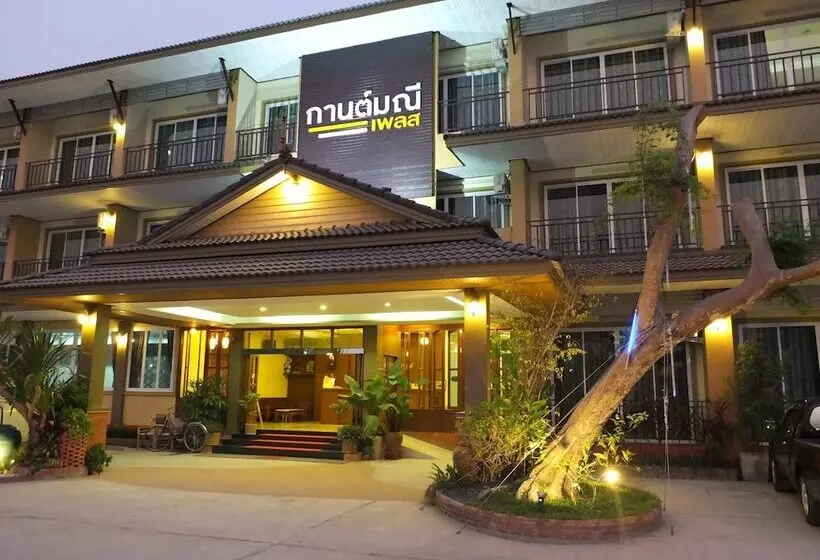 ペンション Karnmanee Place