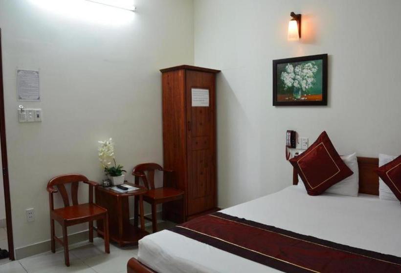 پانسیون Lusa Guesthouse