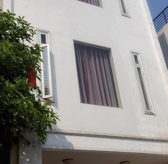 پانسیون Lusa Guesthouse