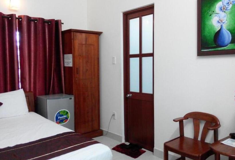 پانسیون Lusa Guesthouse