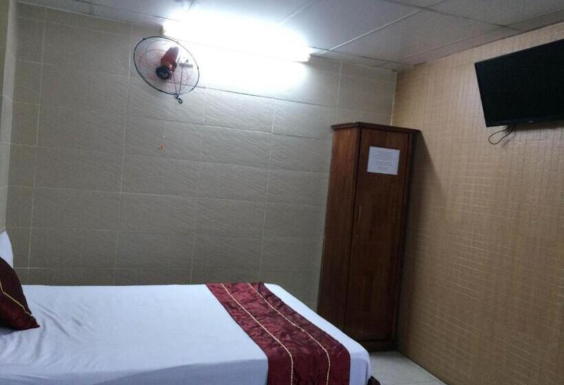 پانسیون Lusa Guesthouse