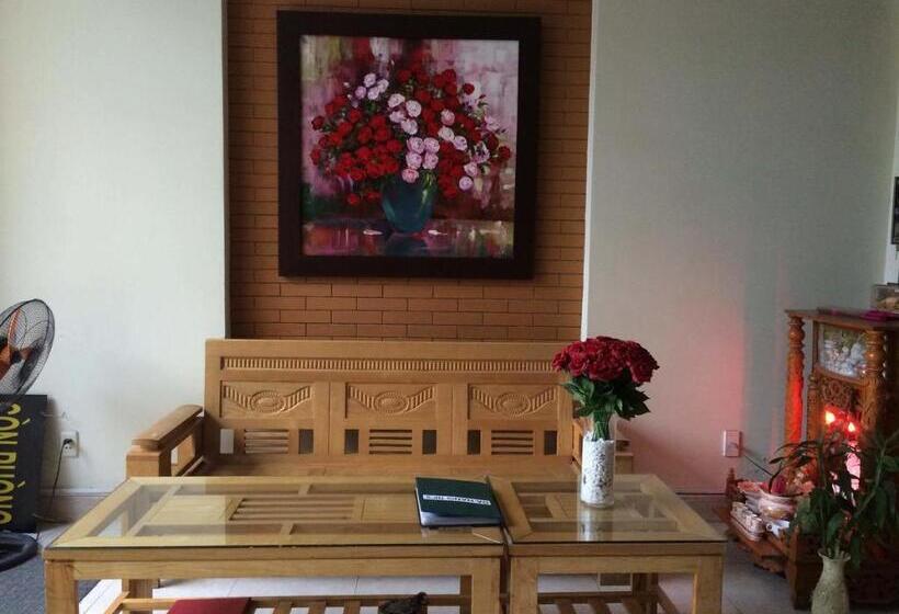 پانسیون Lusa Guesthouse