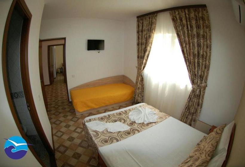 پانسیون Mar Mari S