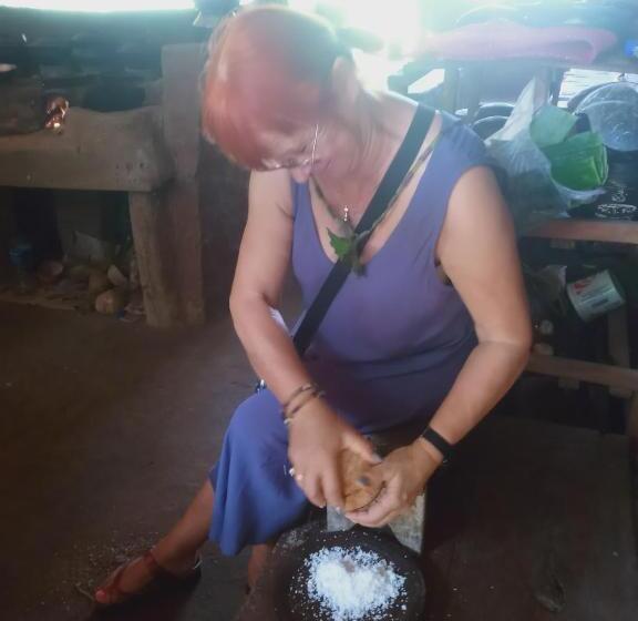 بنسيون Osheen Family Guest House