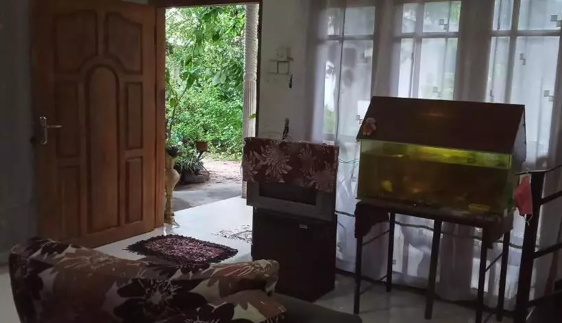 پانسیون Osheen Family Guest House
