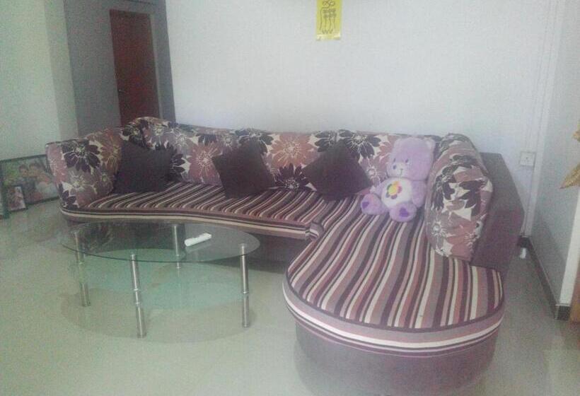 بنسيون Osheen Family Guest House