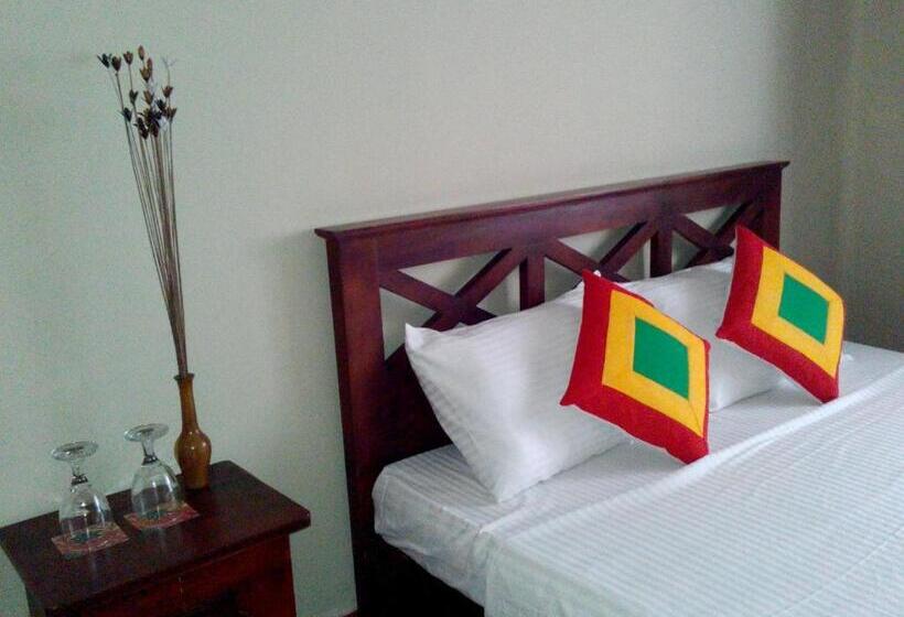 بنسيون Osheen Family Guest House