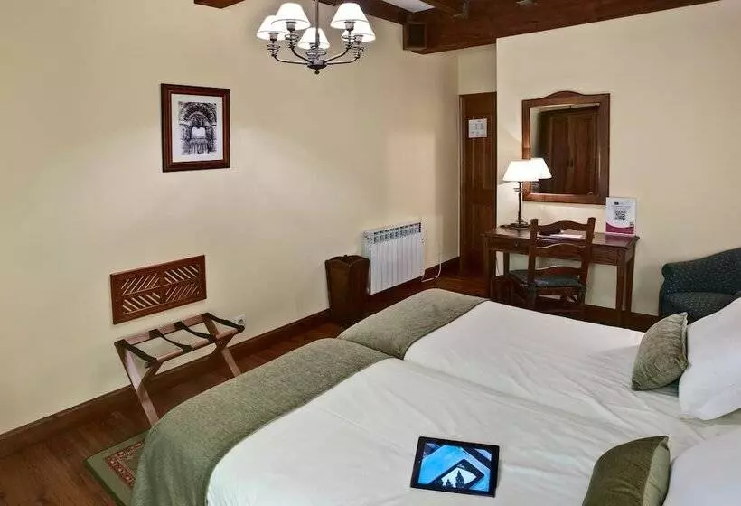 Hotel Airas Nunes By Pousadas De Compostela