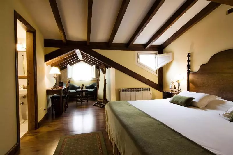 Hotel Airas Nunes By Pousadas De Compostela