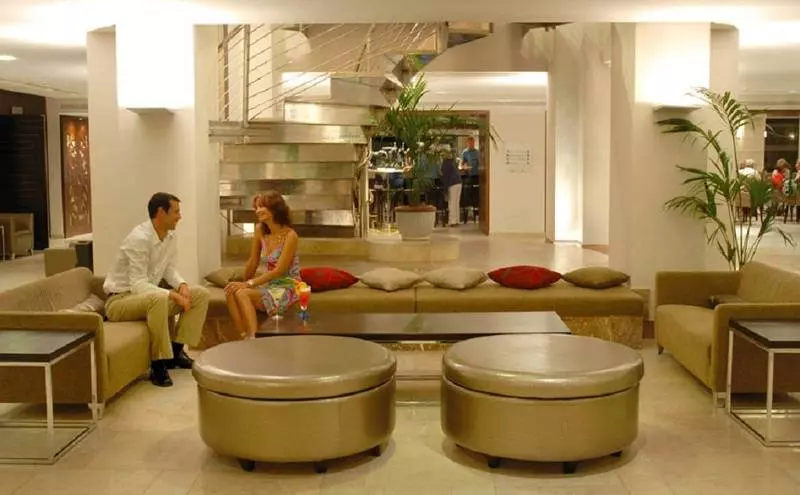 ホテル Beach Club Font De Sa Cala