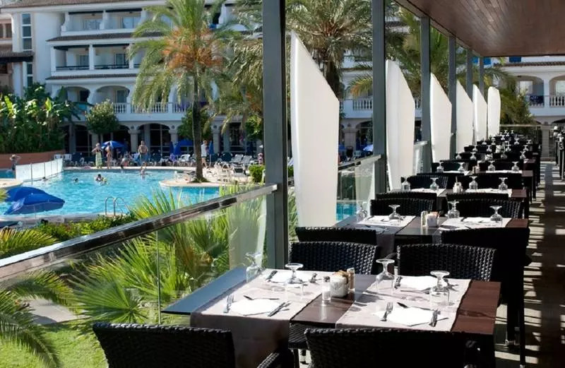 ホテル Beach Club Font De Sa Cala