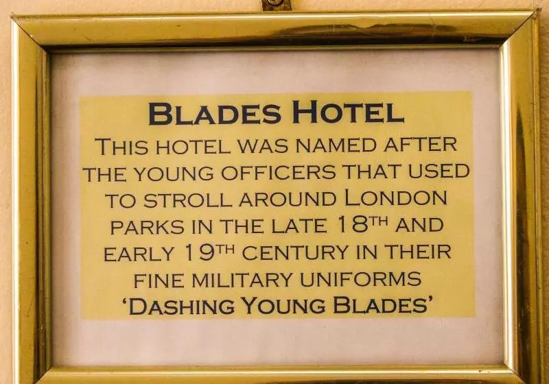 Hotel Blades
