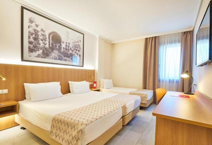 هتل Exe Ciudad De Cordoba