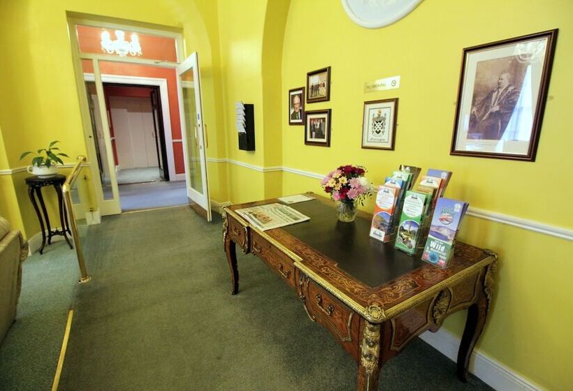 בית מלון כפרי Harrington Hall