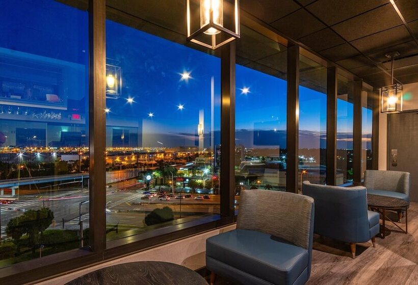 هتل Holiday Inn Miami International Airport, An Ihg