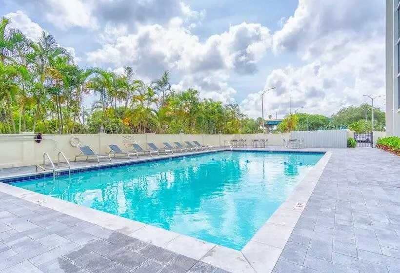 호텔 Holiday Inn Miami International Airport, An Ihg