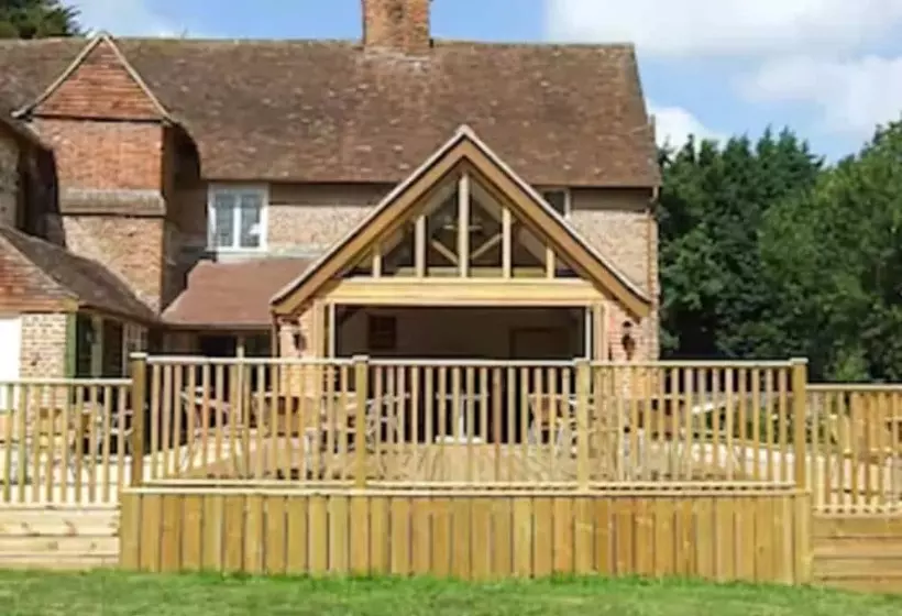 ホテル Howfield Manor
