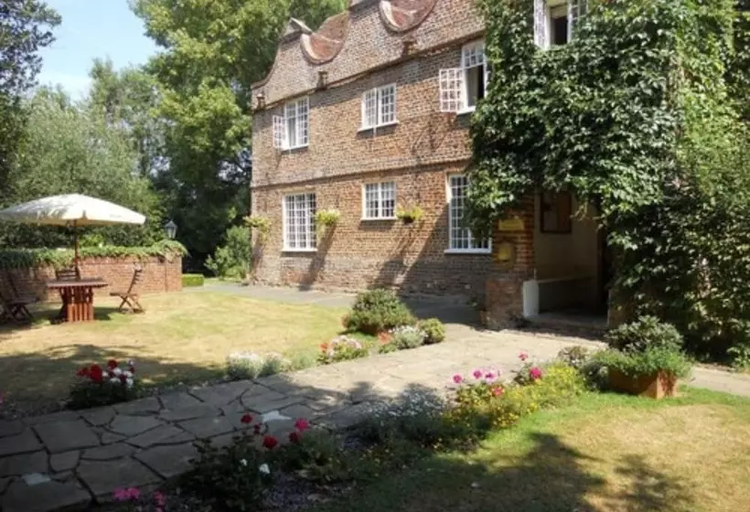 ホテル Howfield Manor