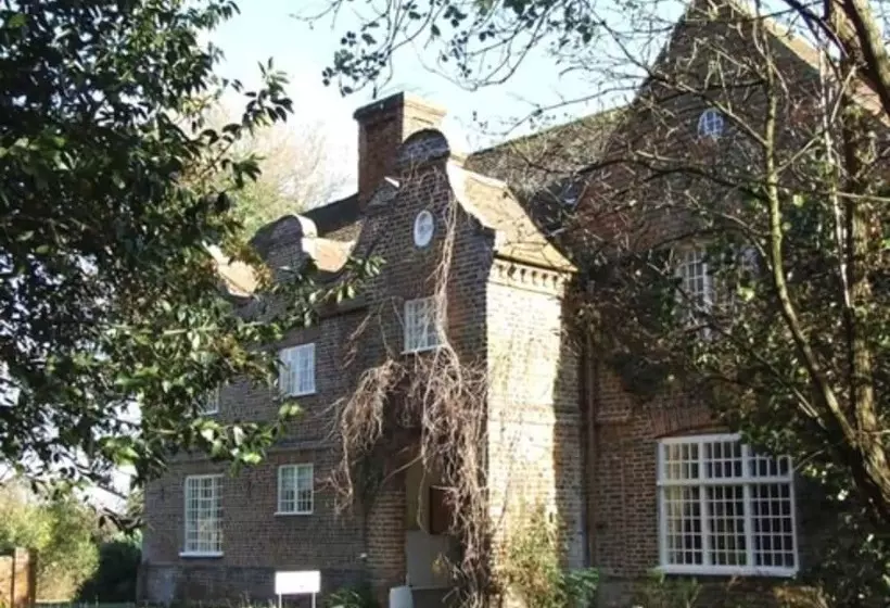 ホテル Howfield Manor