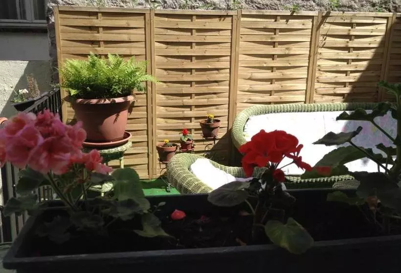 Отель Hôtel Nice Flore