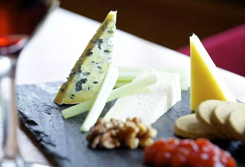 هتل Maitlandfield House