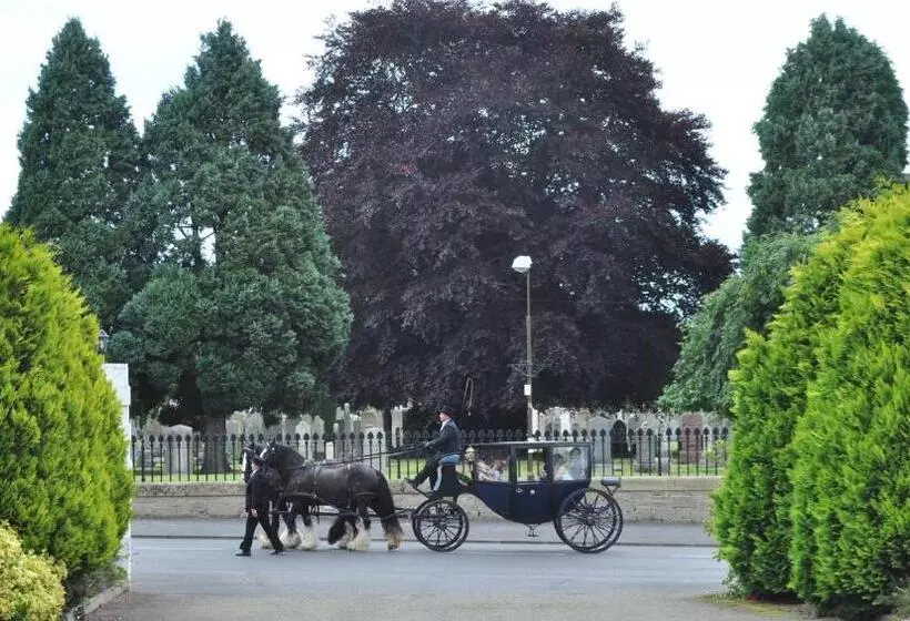 هتل Maitlandfield House