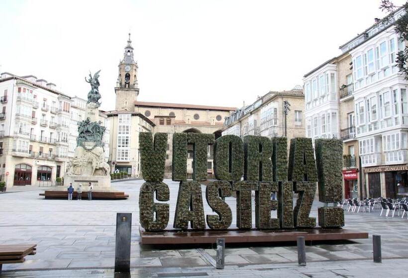 هتل Palacio De Elorriaga