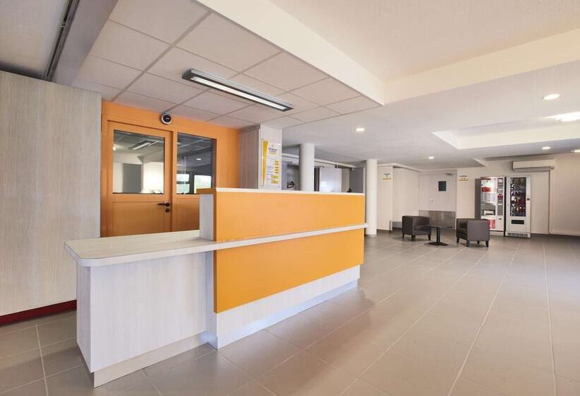 Отель Premiere Classe Bordeaux Nord  Lac