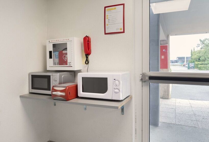 ホテル Premiere Classe La Ville Du Bois