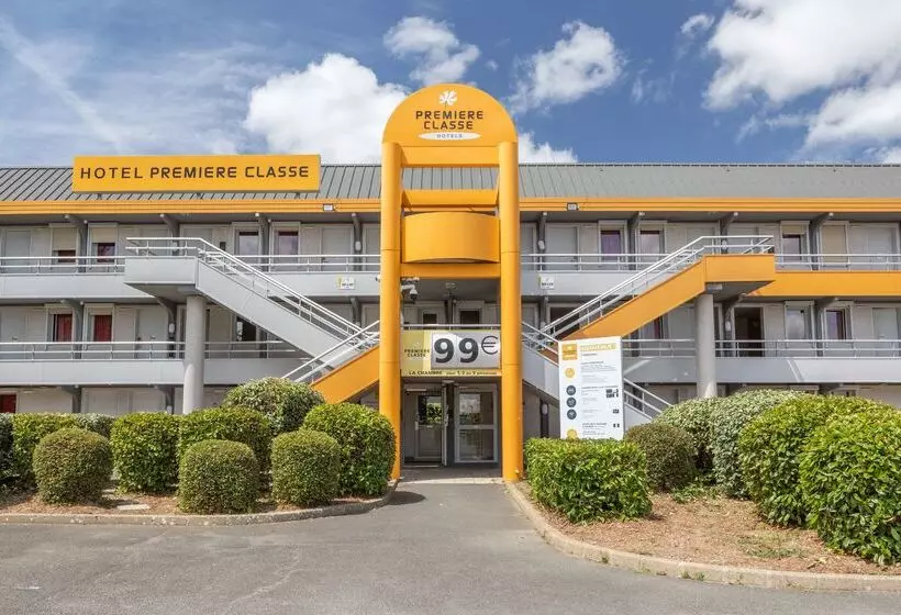 Отель Premiere Classe La Ville Du Bois