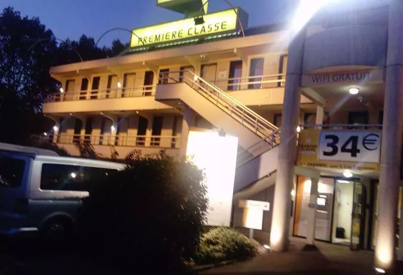 ホテル Premiere Classe Perigueux  Boulazac