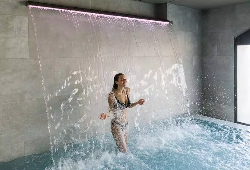 فندق Qc Termegarda Spa & Golf Resort