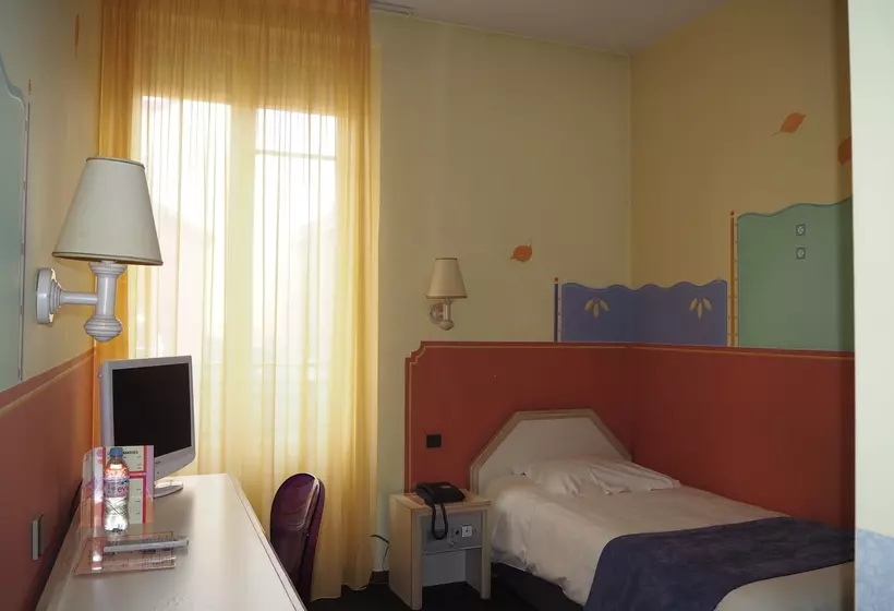 هتل Splendid Hôtel Grenoble Centre Gare