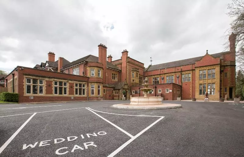 The Mount Country Manor Hotel & Golf Wolverhampton