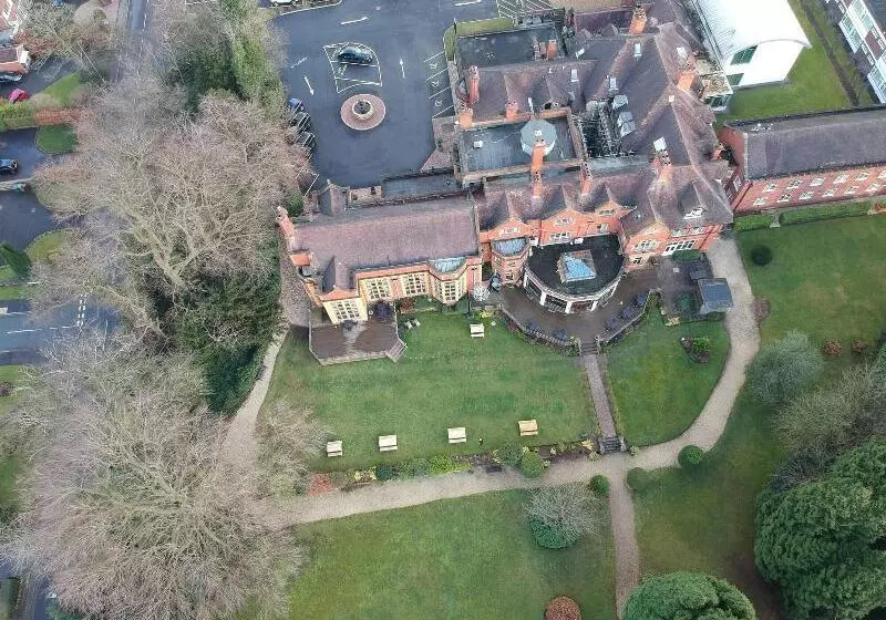 The Mount Country Manor Hotel & Golf Wolverhampton