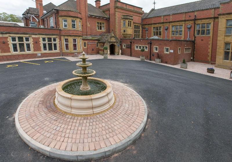The Mount Country Manor Hotel & Golf Wolverhampton