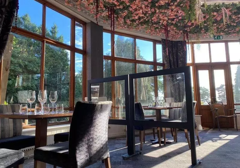 The Mount Country Manor Hotel & Golf Wolverhampton