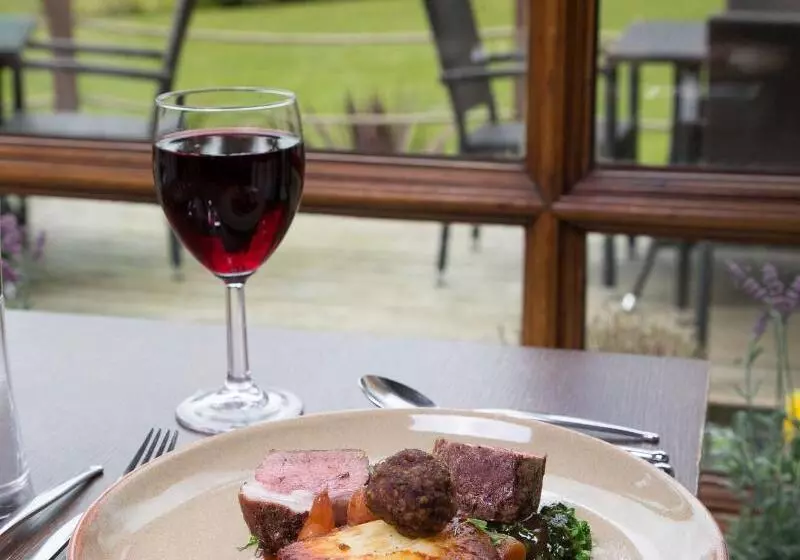 The Mount Country Manor Hotel & Golf Wolverhampton