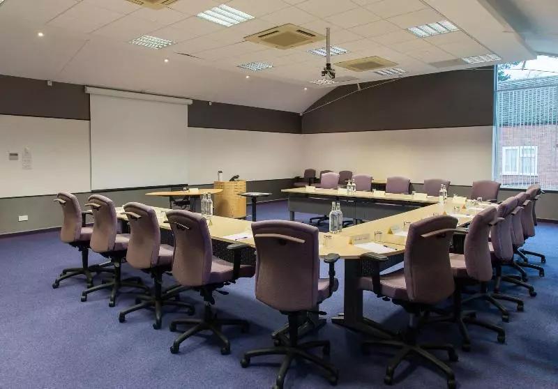 The Mount Country Manor Hotel & Golf Wolverhampton