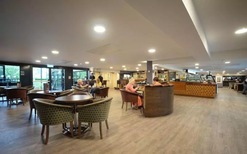 Waterside Hotel & Leisure Club