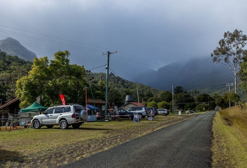 Christmas Creek Cafe & Cabins