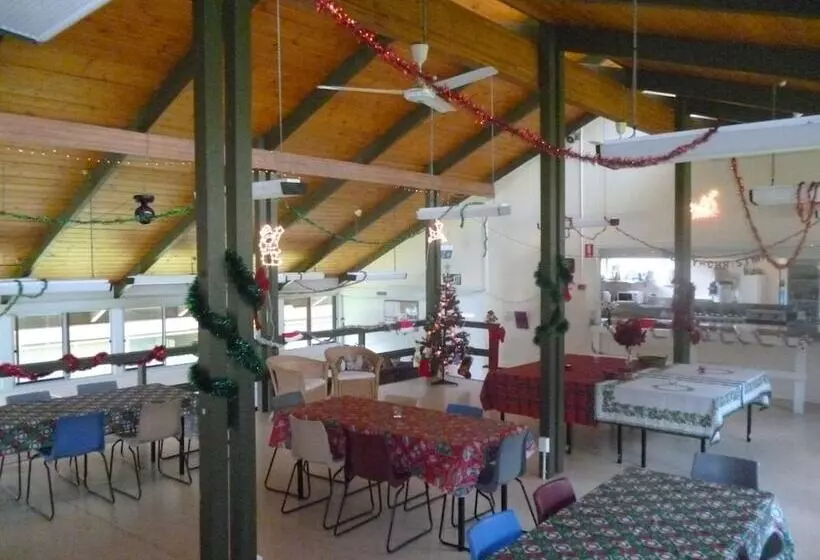 Christmas Creek Cafe & Cabins