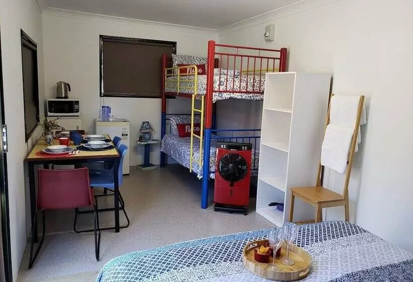 Christmas Creek Cafe & Cabins